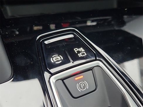 New 2025 Audi Q5 Premium Plus image 11