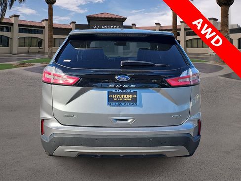 Used 2024 Ford Edge SEL image 7