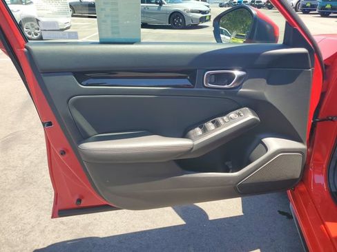 Certified 2024 Honda Civic Sport Touring image 19