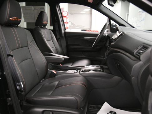 Used 2023 Honda Passport TrailSport image 28