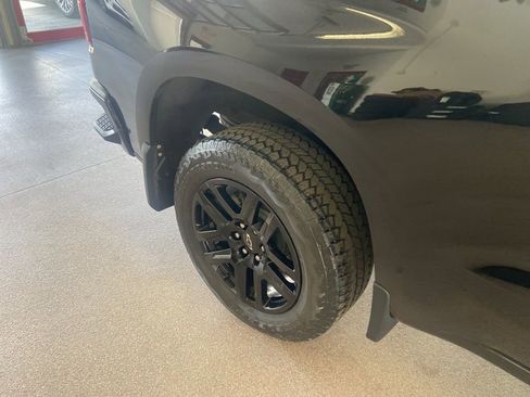 Used 2022 Chevrolet Silverado 1500 RST image 25