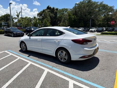 Used 2019 Hyundai Elantra SEL FWD image 12