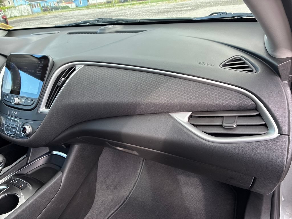 Used 2025 Chevrolet Malibu LT FWD image 29