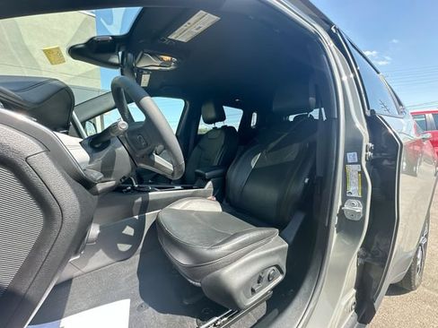 Used 2023 Jeep Compass Limited AWD/4WD image 13