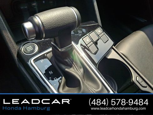 Used 2025 Kia Sportage X-Line w/ Premium Package AWD/4WD image 16