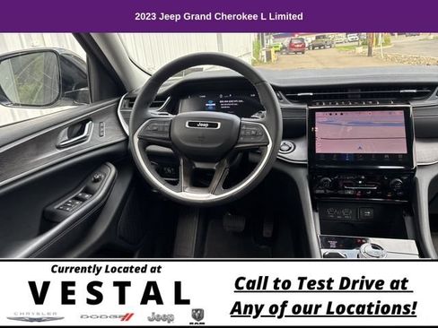 Used 2023 Jeep Grand Cherokee L Limited w/ Black Appearance Package AWD/4WD image 22