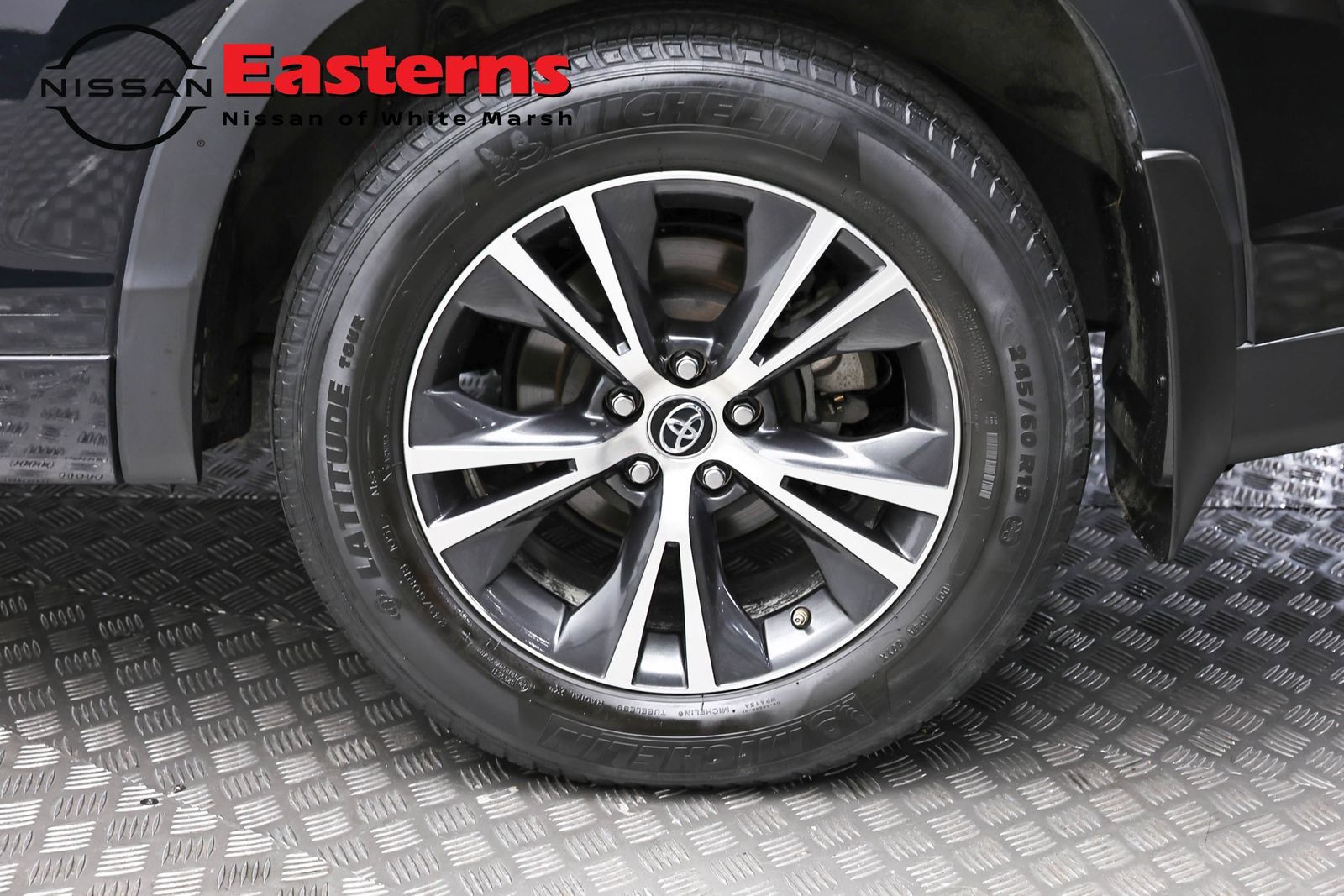 Used 2016 Toyota Highlander XLE AWD/4WD image 8