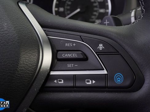 Certified 2025 INFINITI QX55 Essential image 23