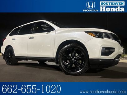 Used 2018 Nissan Pathfinder SL w/ Midnight Edition Package
