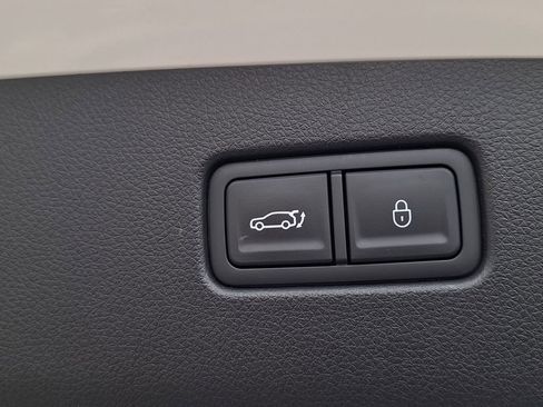 Used 2025 Genesis GV70 2.5T Sport Prestige w/ Sport Prestige Package image 30