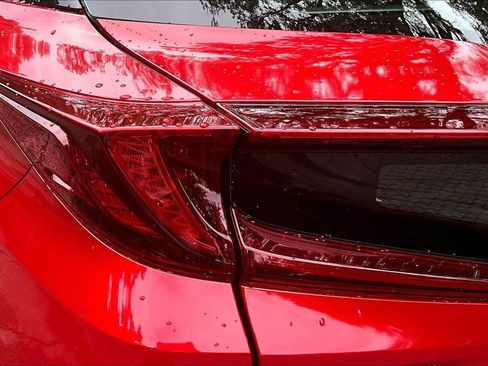 Used 2021 Toyota Prius Prime LE FWD image 20