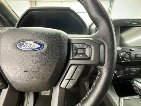 Used 2019 Ford F150 XLT w/ Equipment Group 302A Luxury AWD/4WD image 17