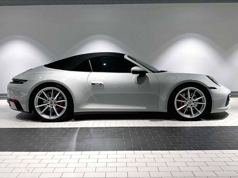 Used 2021 Porsche 911 Carrera S image 11