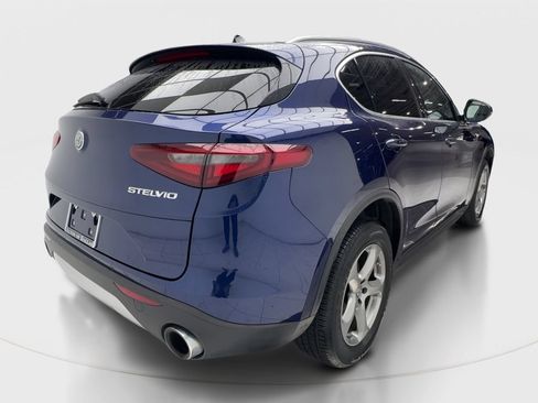 Used 2021 Alfa Romeo Stelvio Sprint w/ Sun & Sound Package RWD image 7