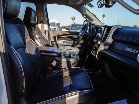 Used 2024 RAM 2500 Laramie AWD/4WD image 20