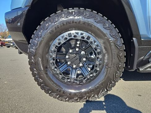 Used 2024 GMC Hummer EV 3X w/ Omega Edition image 10