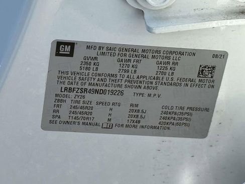 Certified 2022 Buick Envision Avenir w/ Technology Package II AWD/4WD image 26