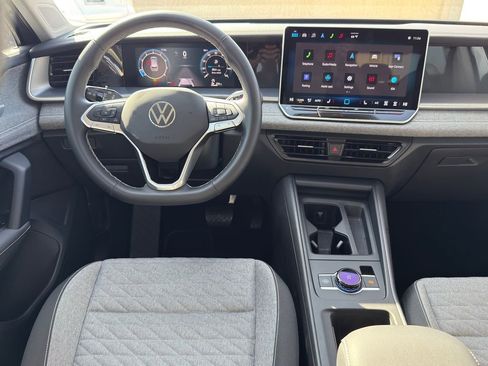 New 2025 Volkswagen Tiguan S image 26