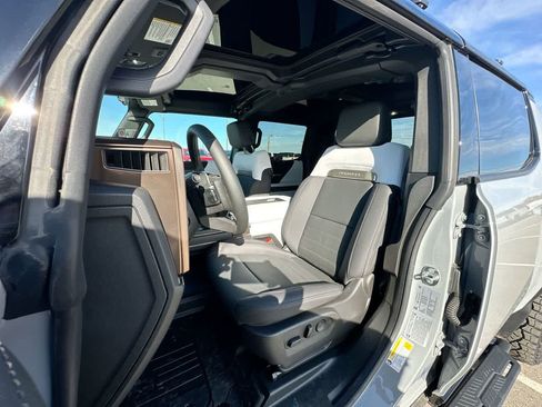 Used 2025 GMC Hummer EV 3X w/ Battery Pack, 24 Module Pack image 20