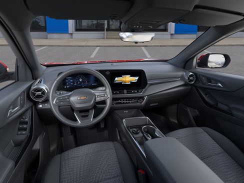New 2026 Chevrolet Equinox LT w/ Safety and Technology Package image 15