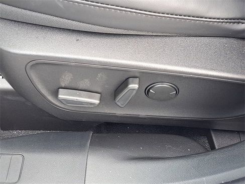 New 2026 Ford Escape ST-Line w/ Cold Weather Package image 32