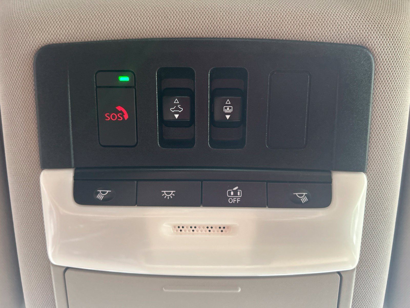 Used 2021 Nissan Rogue Platinum AWD/4WD image 32