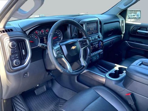 Used 2021 Chevrolet Silverado 1500 LTZ AWD/4WD image 16