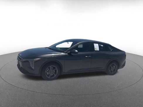 Used 2026 Kia K4 FWD image 8