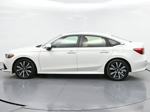 Used 2022 Honda Civic EX image 4