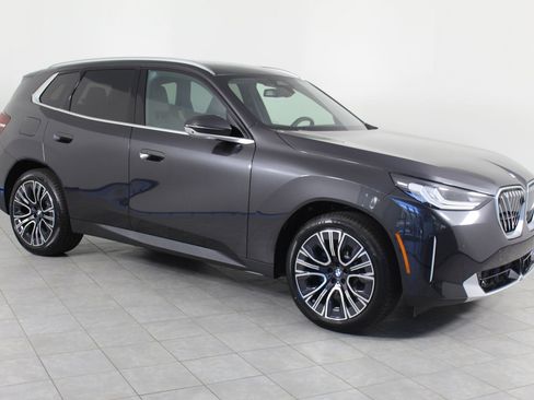 Used 2025 BMW X3 xDrive30i w/ Premium Package image 19
