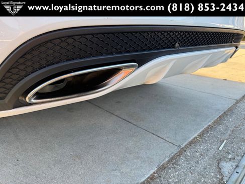 Used 2015 Mercedes-Benz C 400 4MATIC image 9