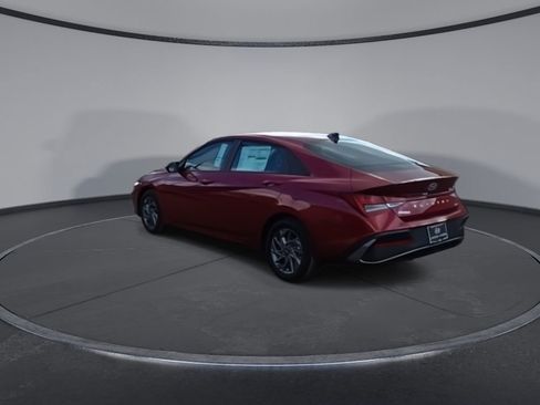 New 2026 Hyundai Elantra Blue image 8