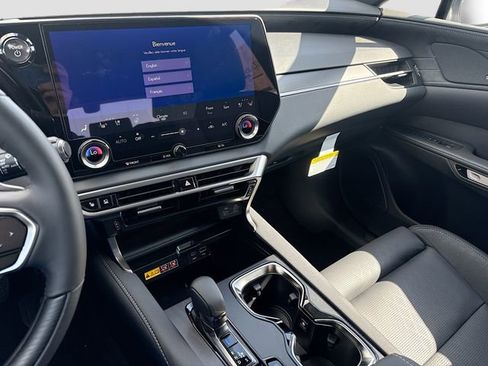 New 2026 Lexus RX 450h AWD image 29