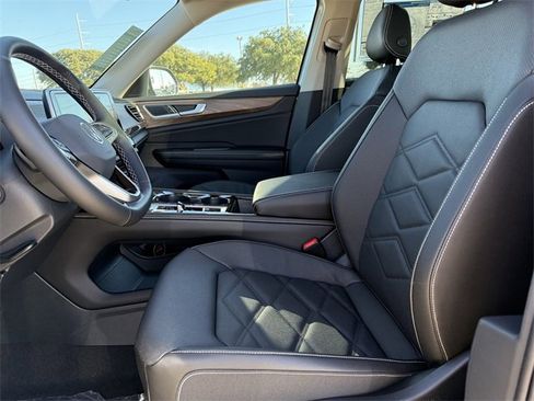 New 2026 Volkswagen Atlas SE image 19