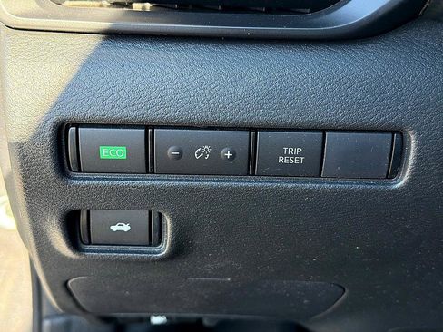 Used 2023 Nissan Sentra S image 18