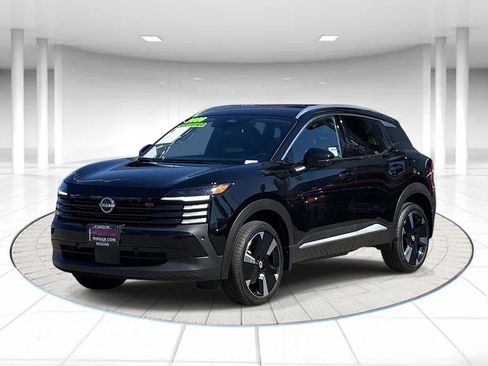 Certified 2026 Nissan Kicks SR FWD image 1