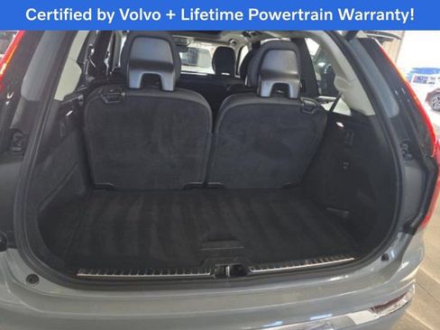 Certified 2025 Volvo XC90 B6 Plus image 7
