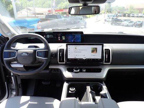 Certified 2025 Ford Expedition Max Active AWD/4WD image 21