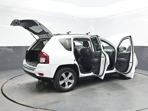 Used 2017 Jeep Compass High Altitude AWD/4WD image 50
