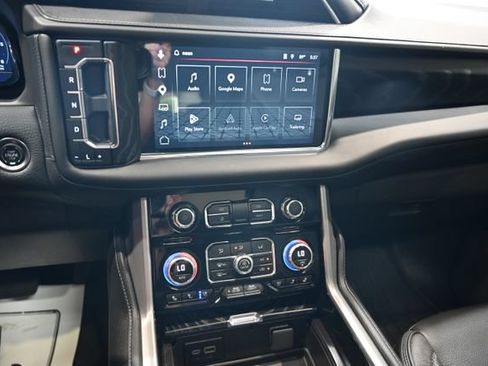 Used 2024 GMC Yukon Denali AWD/4WD image 15