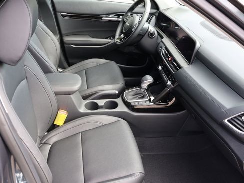 New 2026 Kia Seltos EX image 11