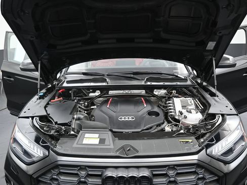 Used 2022 Audi SQ5 Prestige w/ Prestige Package AWD/4WD image 41