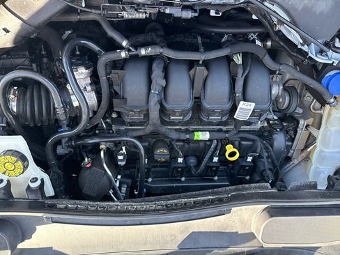 Used 2022 Ford Transit Connect XL image 23