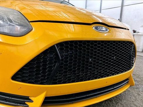 Used 2013 Ford Focus ST FWD image 29