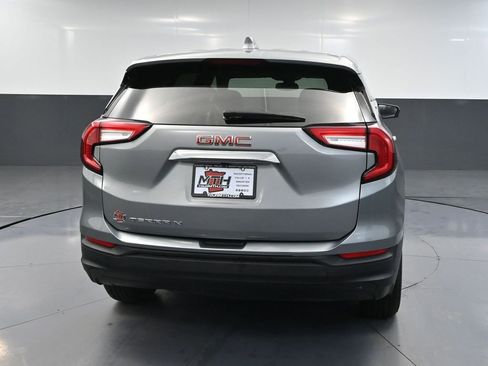 Used 2024 GMC Terrain SLE image 6