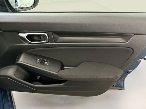 Used 2026 Honda Civic LX image 32