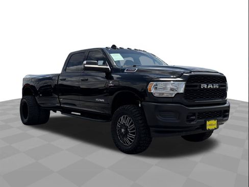 Used 2022 RAM 3500 Tradesman AWD/4WD image 7
