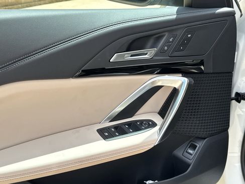 Used 2025 BMW X1 xDrive28i w/ Convenience Package image 13