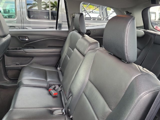 Used 2017 Honda Pilot EX-L image 11