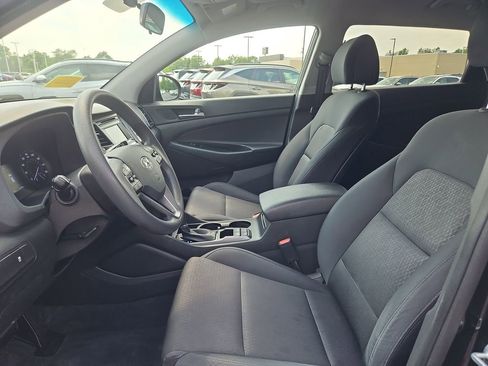 Used 2017 Hyundai Tucson SE image 25